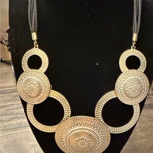 Chic Gold Circle Statement Necklace